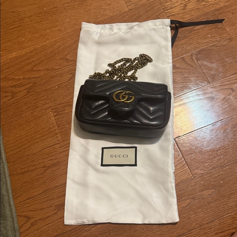 Gucci GG Marmont mini quilted leather shoulder bag with DUST BAG! - Picture 9 of 9